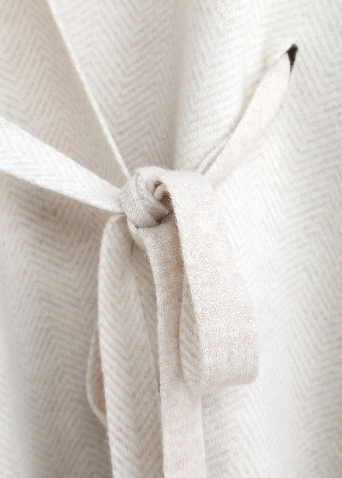 Isaria Cape
