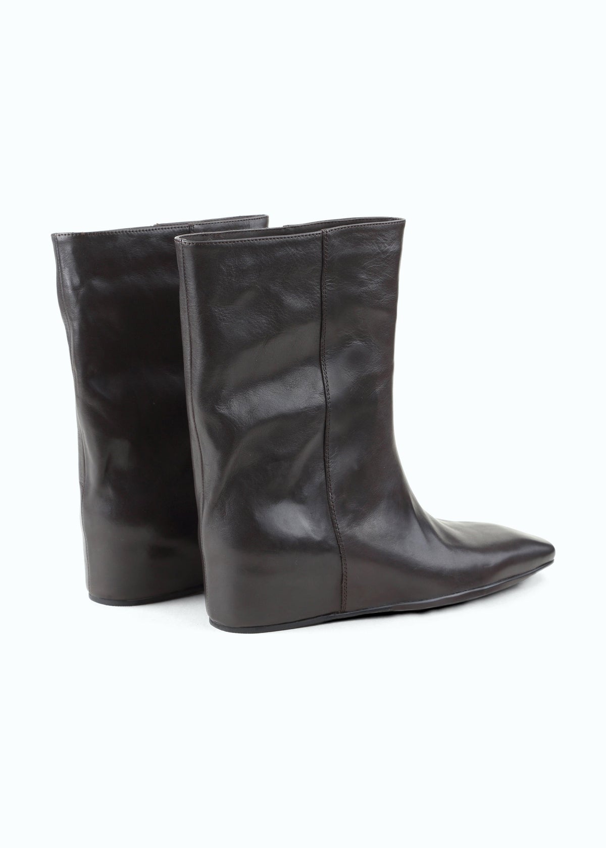 Valdora Flat Boot