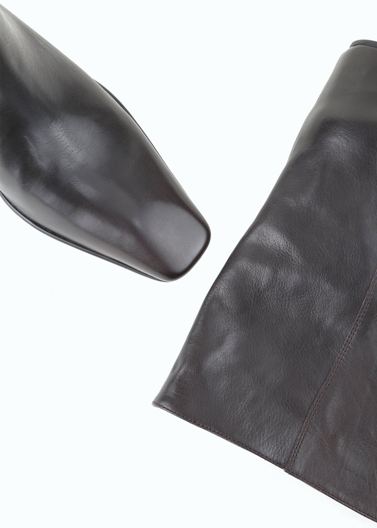 Valdora Flat Boot