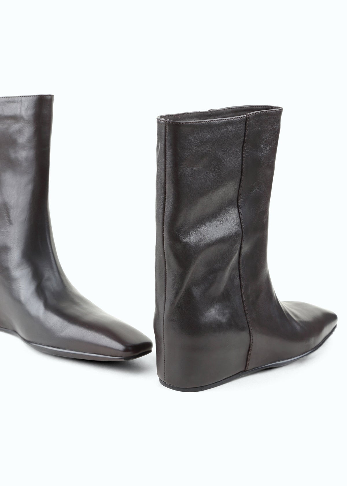 Valdora Flat Boot