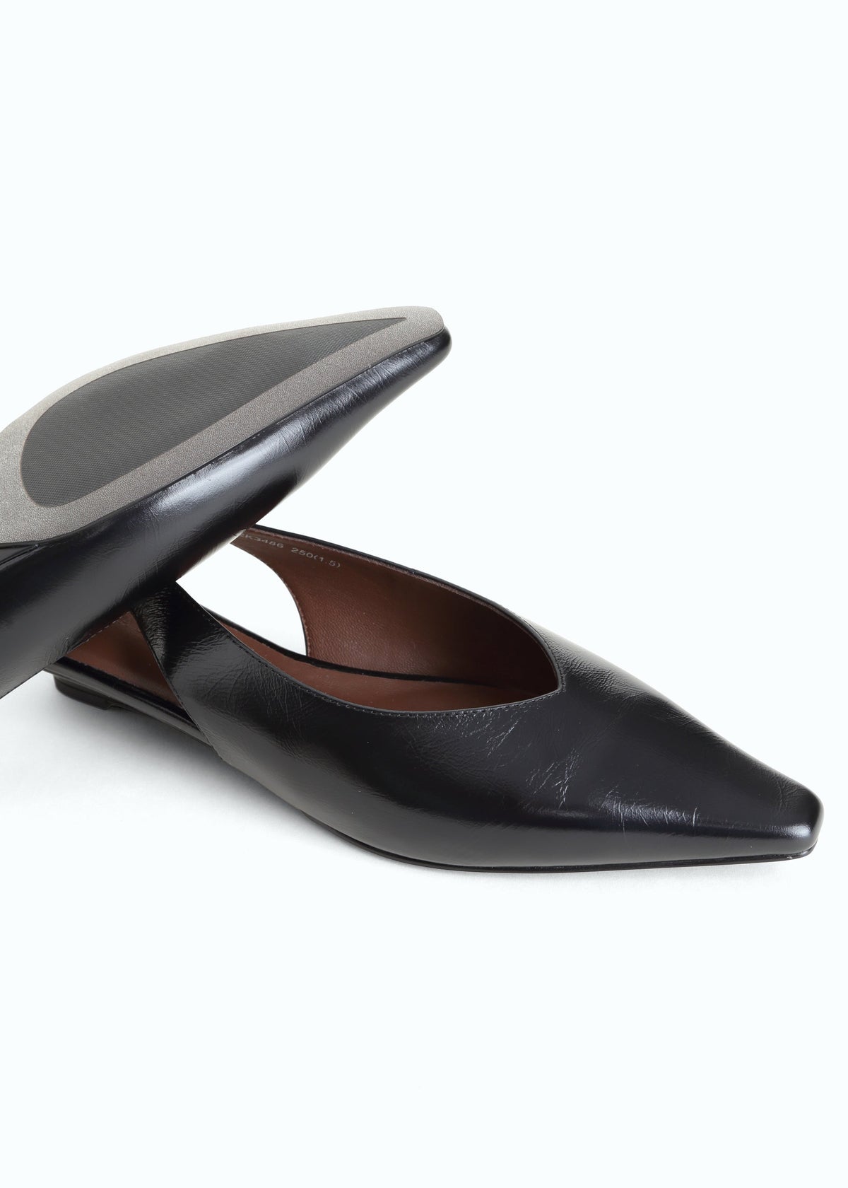 Prua Pointed Slingback Flat
