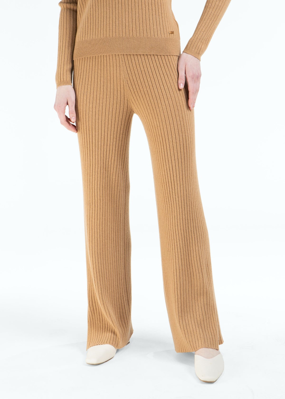 Celmara Trousers
