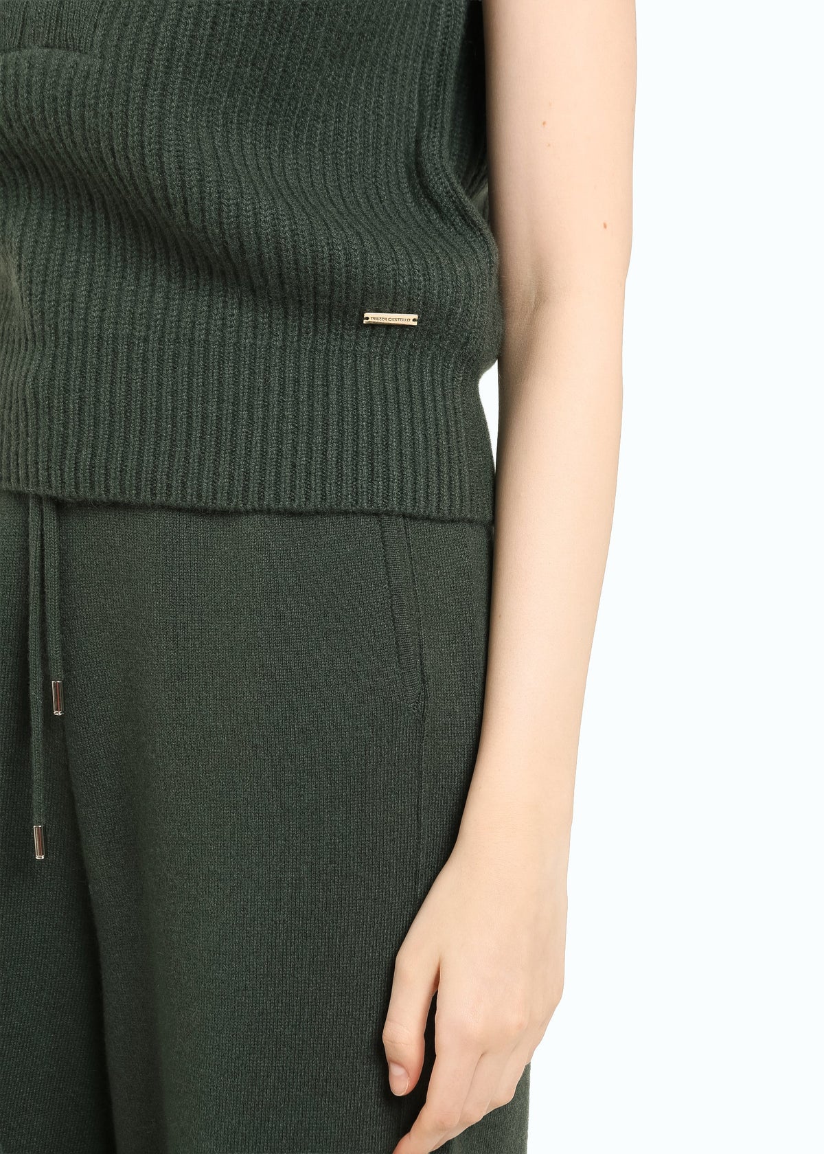 Vittoria Vest