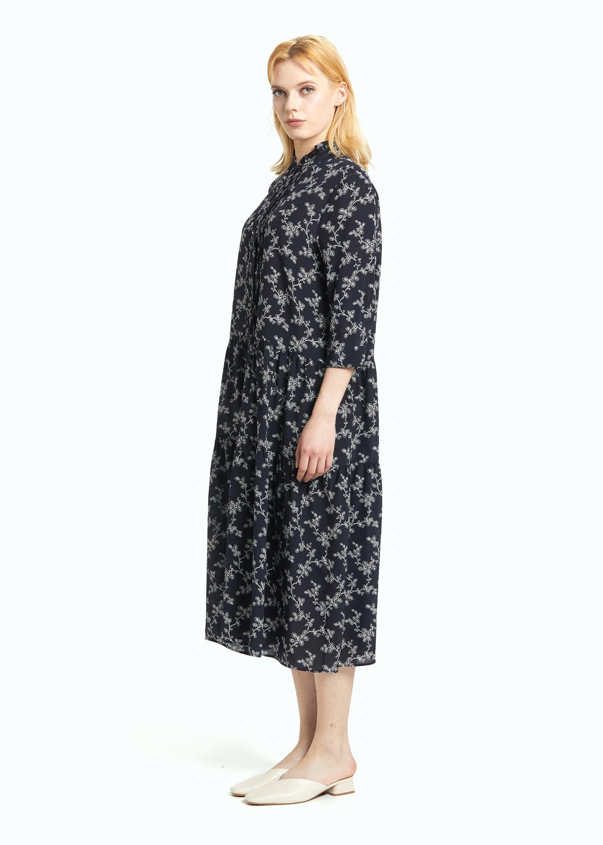 Viretta Dress